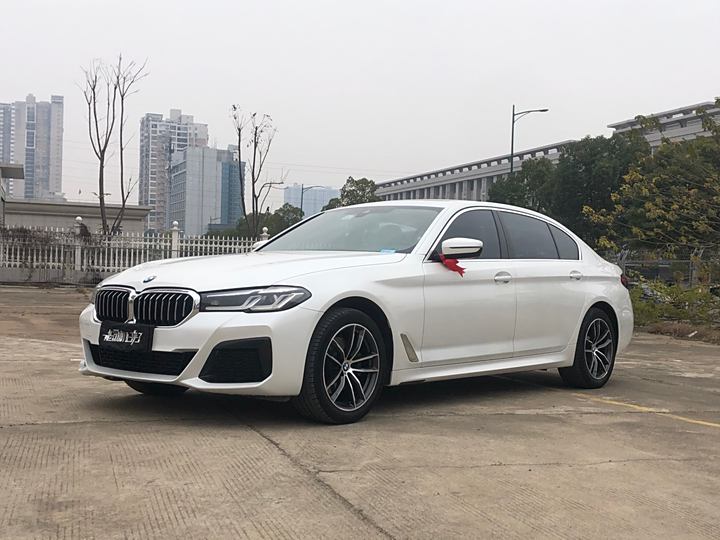 BMW 5 Series 2022 525Li M Sports Set