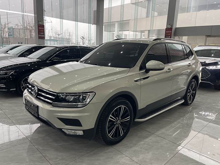Tiguan L 2021 280TSI automatic two-wheel drive smart version