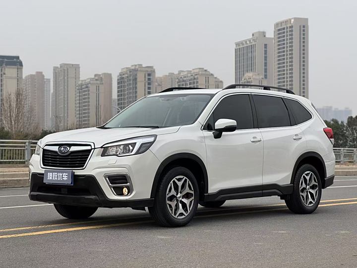 Forester 2020 2.0i Deluxe Edition EyeSight