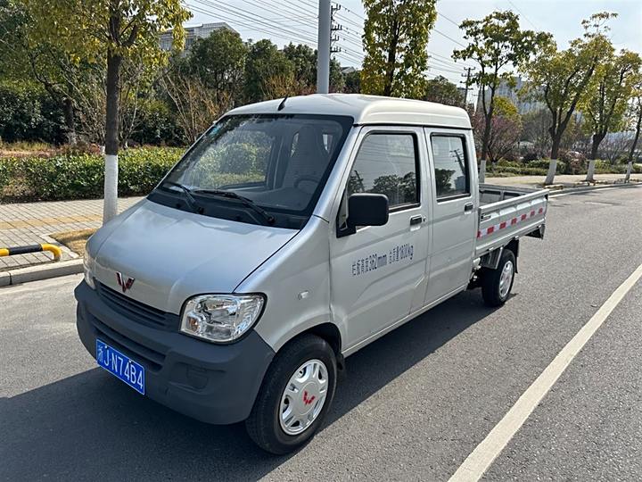 Wuling Light Small Card 2020 1.2L Double Row