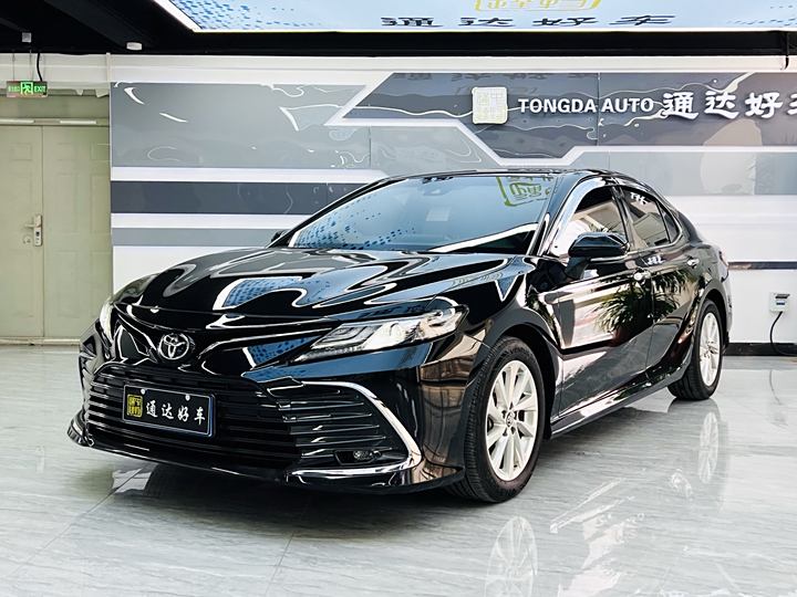 Camry 2021 2.0G Deluxe Edition