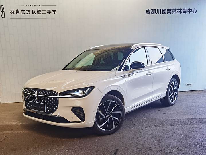 Adventurer 2024 2.0T four-wheel drive version