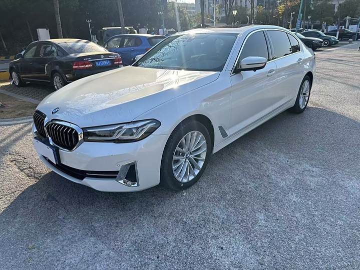 BMW 5 Series 2022 model facelift 525Li luxury set