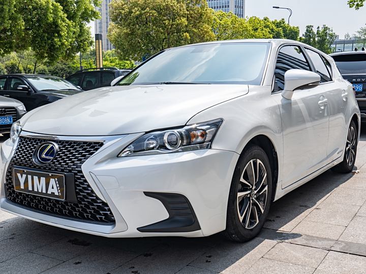 Lexus CT 2020 CT200h Elite Edition Monochrome