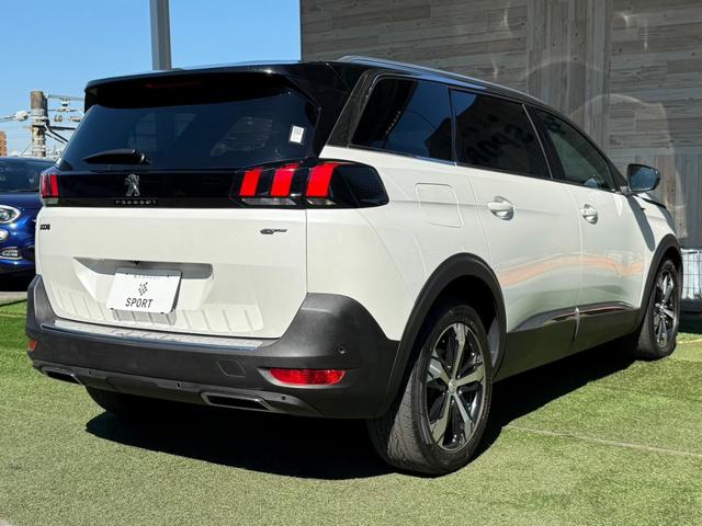 PEUGEOT 5008 GT BLUE HDI