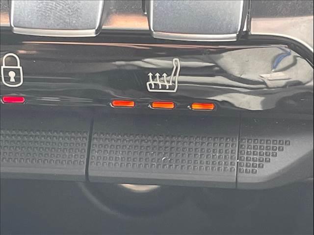 PEUGEOT 5008 GT BLUE HDI