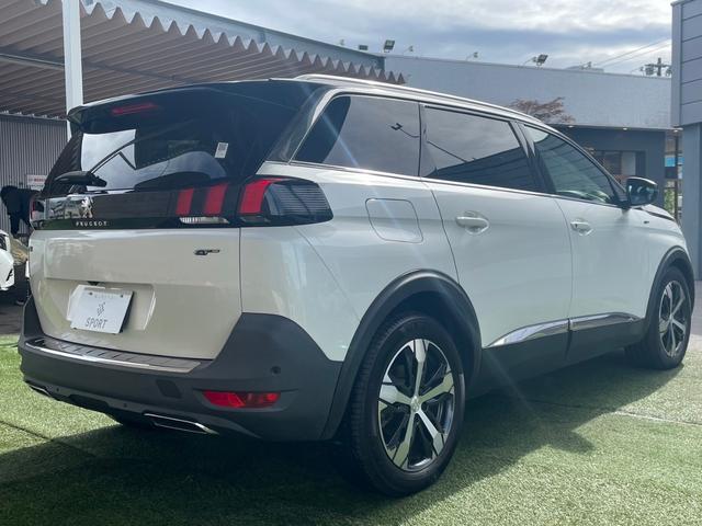 PEUGEOT 5008 GT BLUE HDI