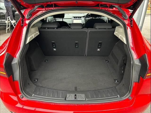 JAGUAR E-PACE BASE GRADE 180PS