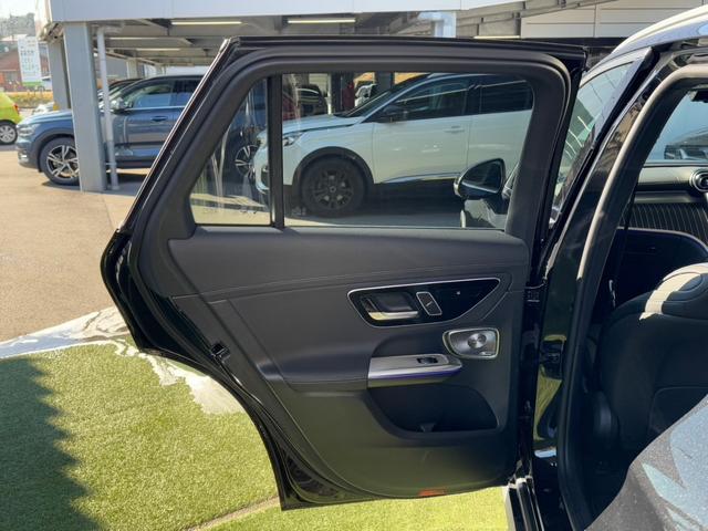 MERCEDES BENZ GLC-CLASS GLC220D 4MATIC AMG LINE PACKAGE