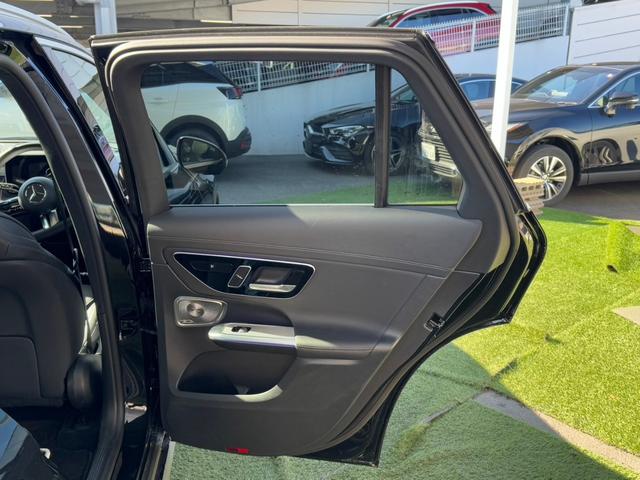 MERCEDES BENZ GLC-CLASS GLC220D 4MATIC AMG LINE PACKAGE