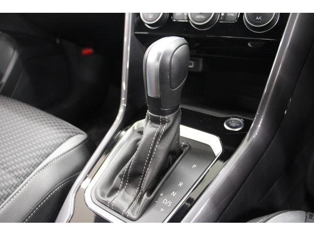 VOLKSWAGEN T-ROC TDI R LINE