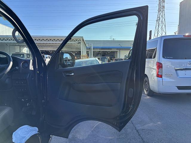 NISSAN CARAVAN LONG GRAND PREMIUM GX