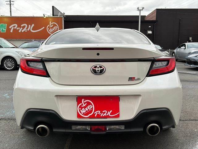 TOYOTA GR86 RZ