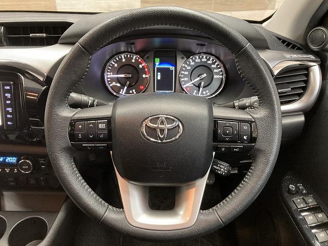 TOYOTA HILUX Z