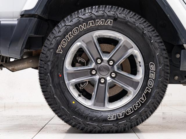 CHRYSLER JEEP JEEP WRANGLER UNLIMITED SAHARA