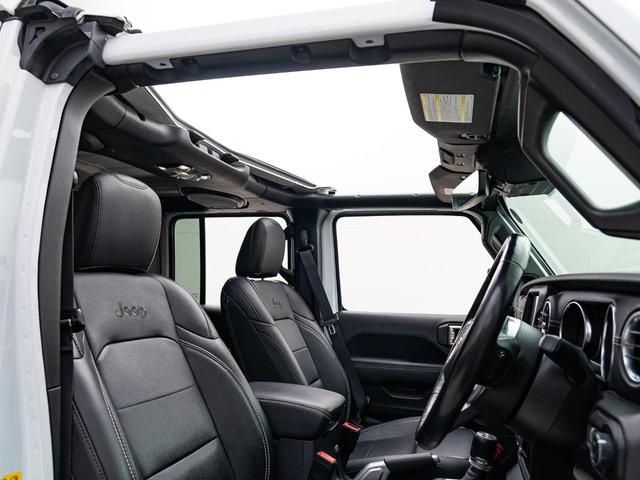 CHRYSLER JEEP JEEP WRANGLER UNLIMITED SAHARA