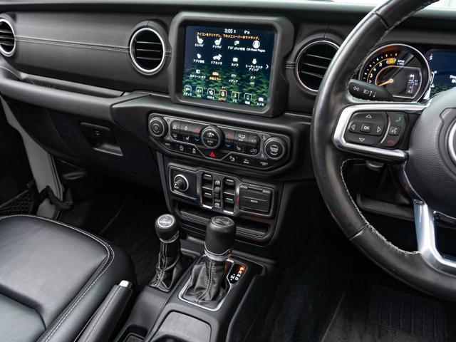CHRYSLER JEEP JEEP WRANGLER UNLIMITED SAHARA