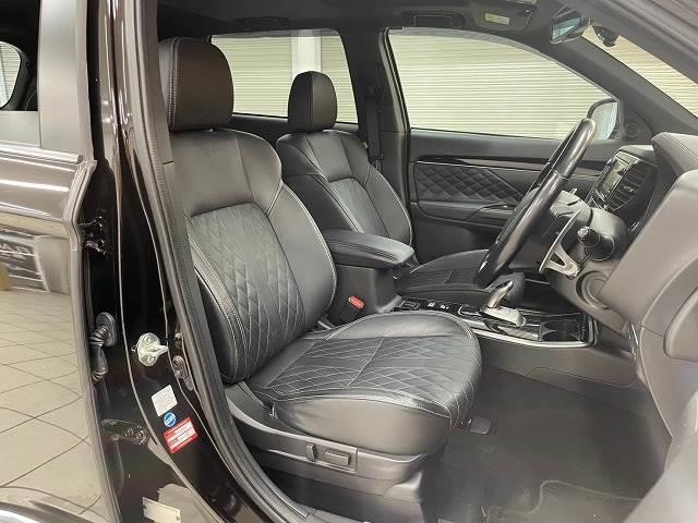 MITSUBISHI OUTLANDER PHEV G PREMIUM PACKAGE