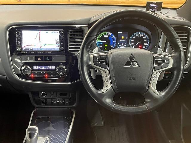 MITSUBISHI OUTLANDER PHEV G PREMIUM PACKAGE