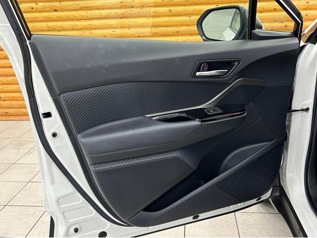 TOYOTA C-HR G MODE NERO