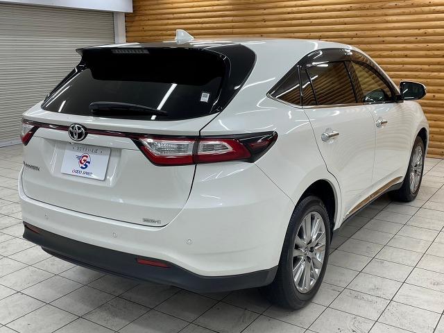 TOYOTA HARRIER PREMIUM