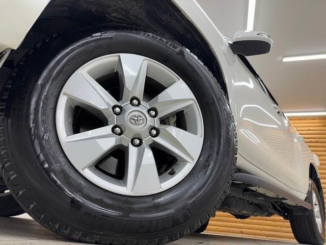 TOYOTA LAND CRUISER PRADO TX L PACKAGE