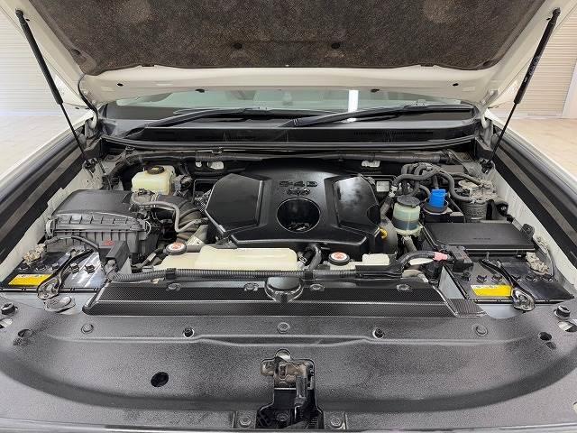 TOYOTA LAND CRUISER PRADO TX L PACKAGE