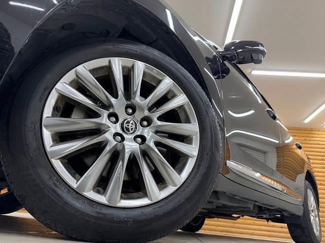TOYOTA HARRIER PREMIUM