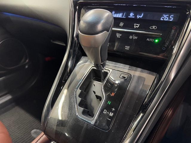 TOYOTA HARRIER PREMIUM