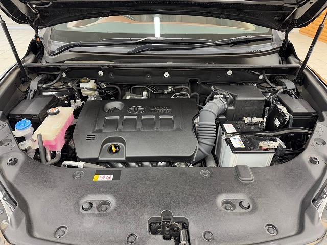 TOYOTA HARRIER PREMIUM