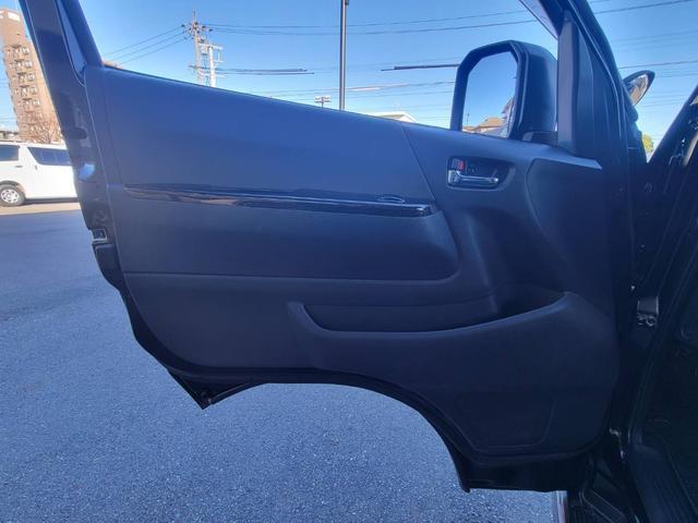 TOYOTA HIACE VAN SUPER GL DARK PRIME II