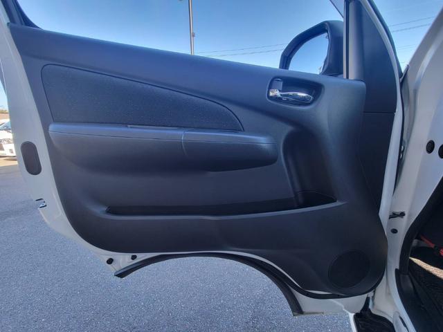 NISSAN CARAVAN LONG GRAND PREMIUM GX