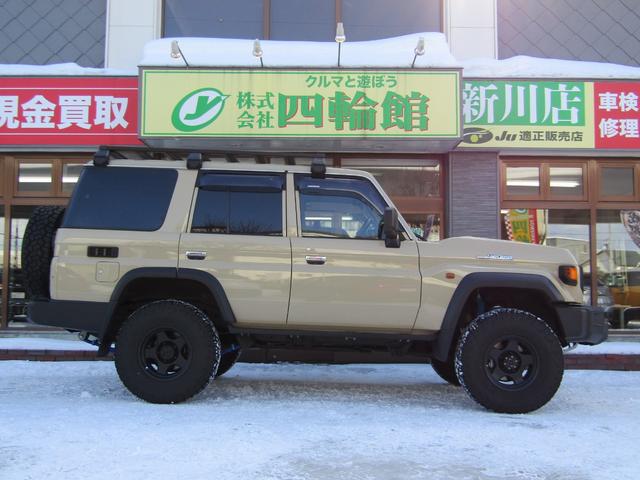 TOYOTA LAND CRUISER 70 AX