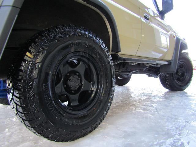 TOYOTA LAND CRUISER 70 AX