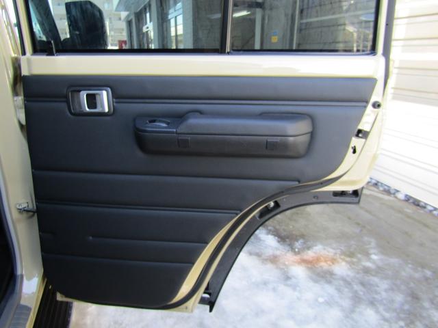 TOYOTA LAND CRUISER 70 AX