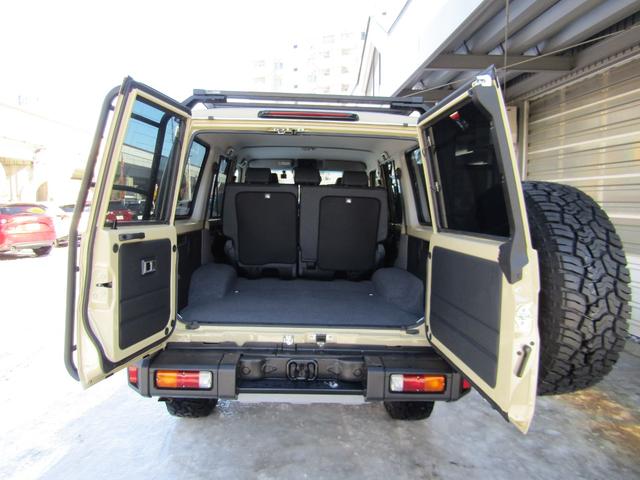 TOYOTA LAND CRUISER 70 AX