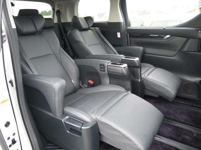 TOYOTA ALPHARD HYBRID SR C PACKAGE