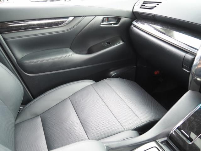 TOYOTA ALPHARD HYBRID SR C PACKAGE