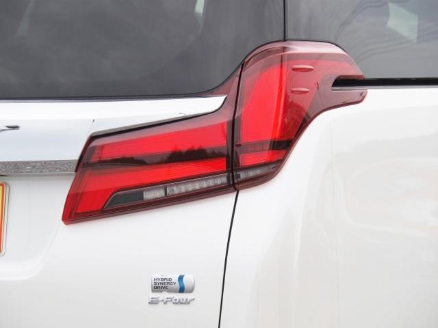 TOYOTA ALPHARD HYBRID SR C PACKAGE