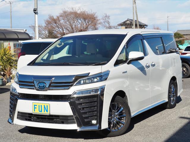 TOYOTA VELLFIRE HYBRID EXECUTIVE LOUNGE Z