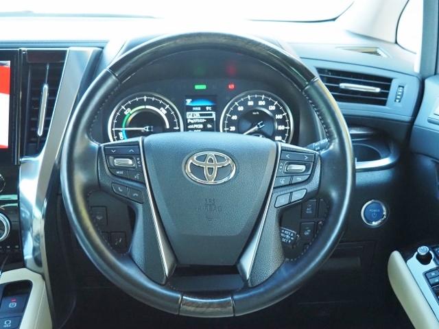 TOYOTA VELLFIRE HYBRID EXECUTIVE LOUNGE Z