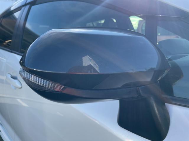 TOYOTA COROLLA TOURING HYBRID WxB