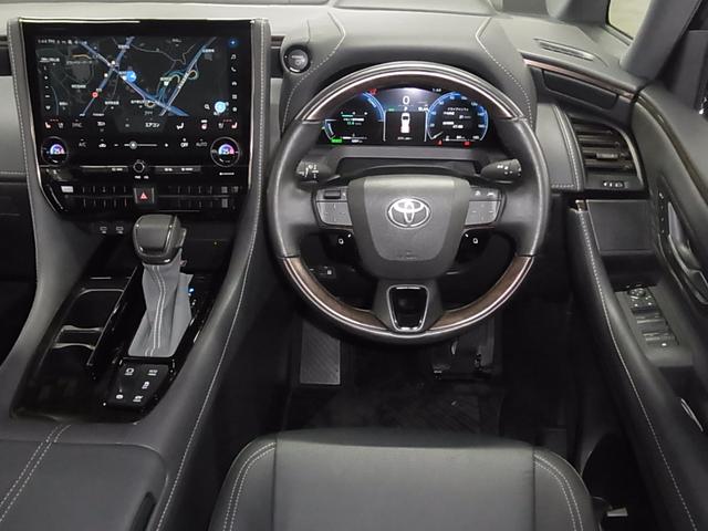 TOYOTA ALPHARD HYBRID Z