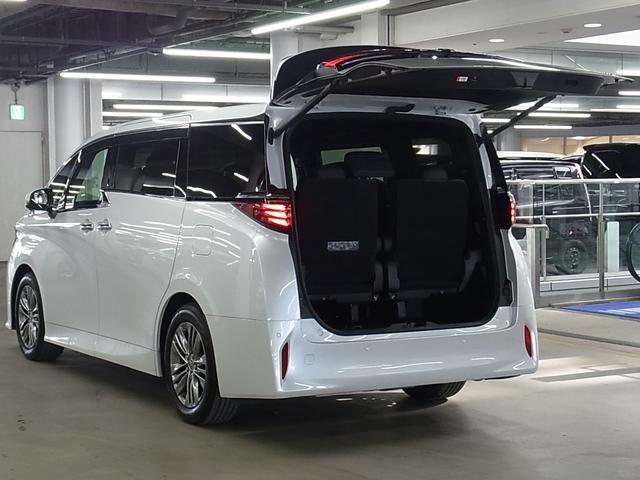 TOYOTA ALPHARD HYBRID Z