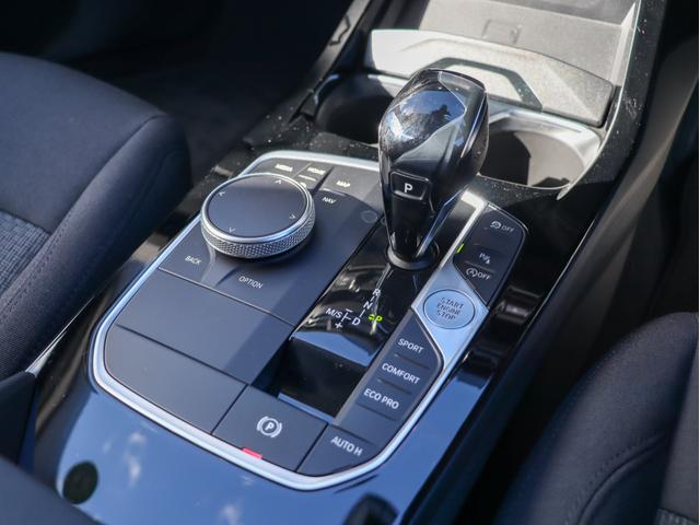 BMW 1 SERIES 118I PLAY