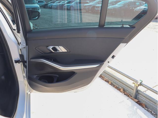 BMW 3 SERIES 320D X DRIVE