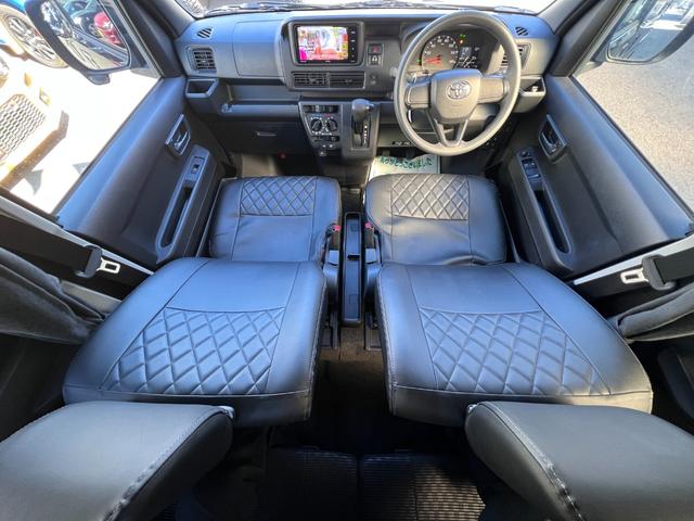 TOYOTA PIXIS VAN CRUISE TURBO