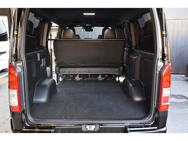 TOYOTA HIACE VAN SUPER GL DARK PRIME II