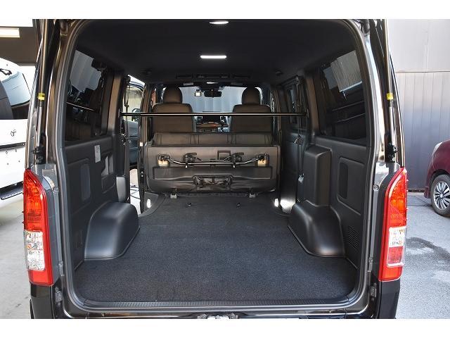 TOYOTA HIACE VAN SUPER GL DARK PRIME II