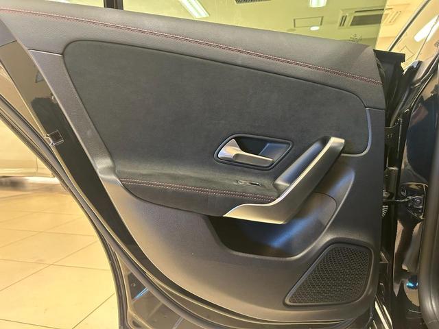 MERCEDES BENZ CLA-CLASS SHOOTING BRAKE CLA180 SHOOTING BRAKE